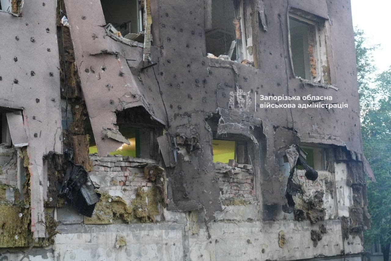 Фото наслідків удару по Запоріжжю 25 вересня. Фото:т ОВА